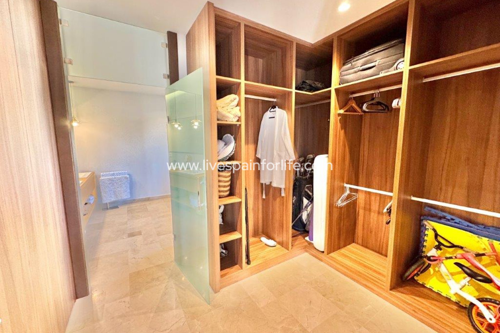 Revente - Maison de campagne -
Dolores