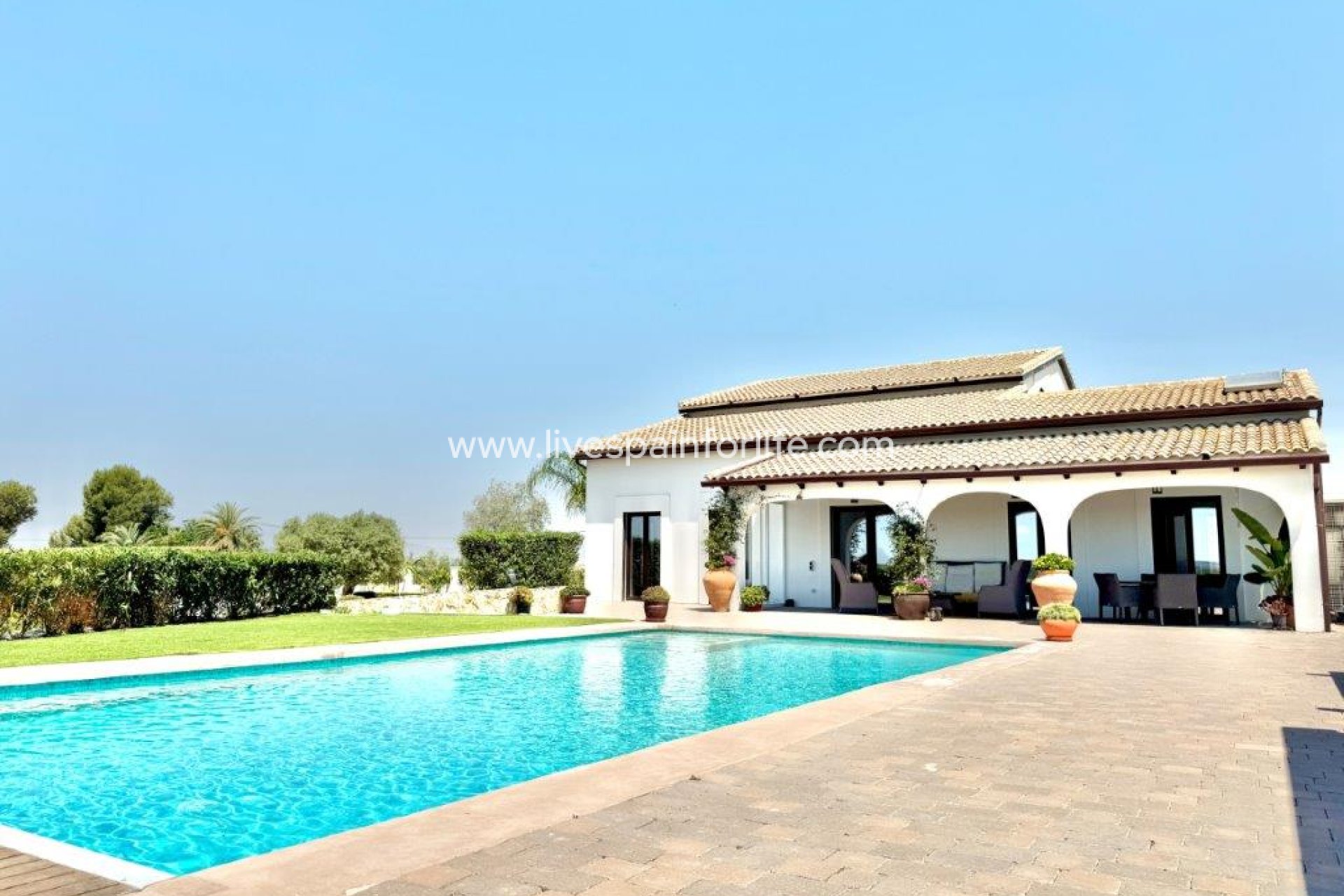 Revente - Maison de campagne -
Dolores