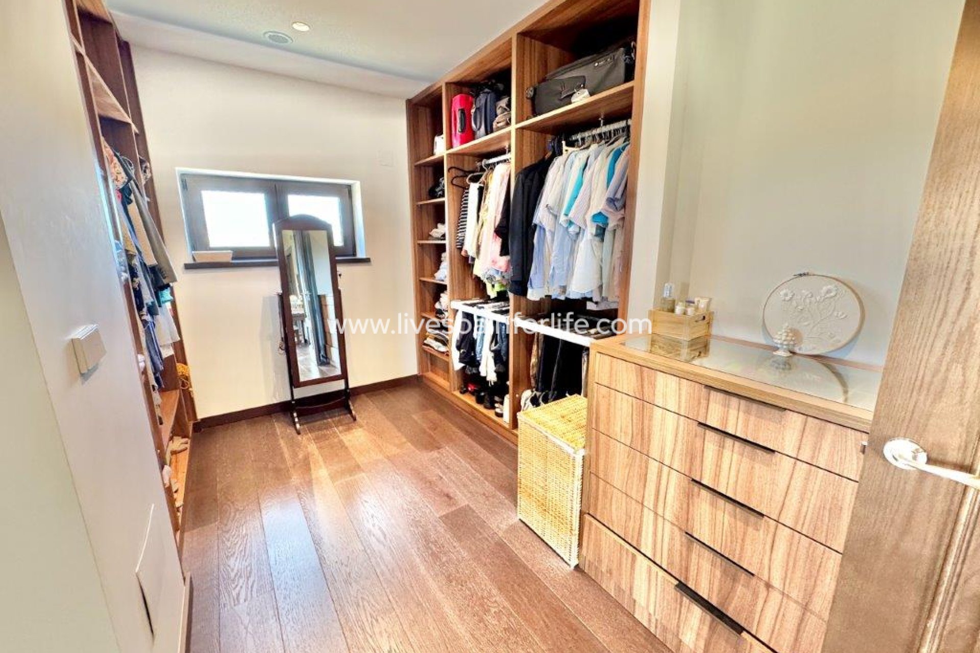 Revente - Maison de campagne -
Dolores