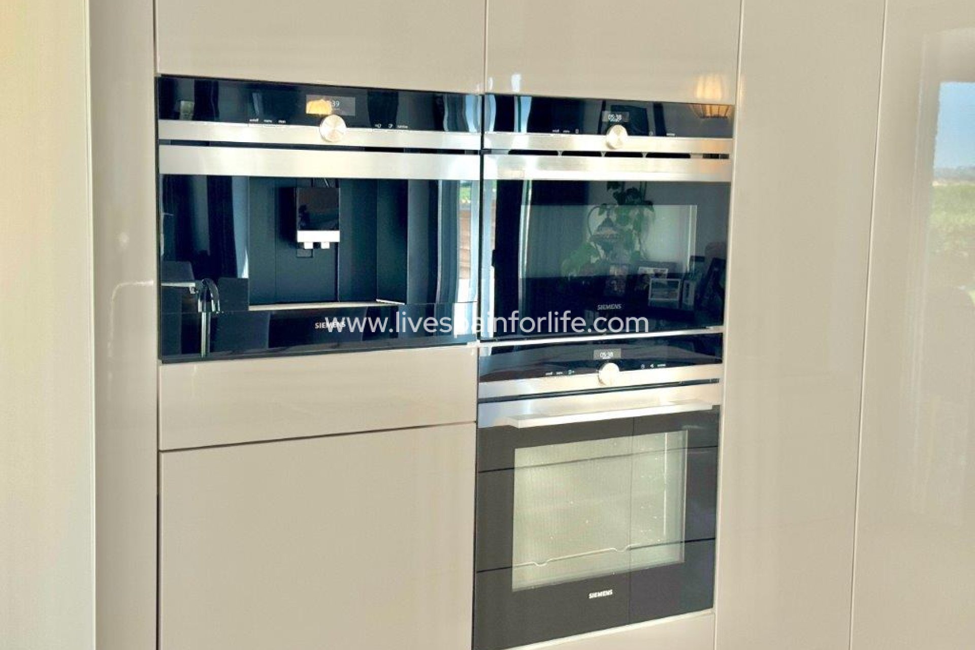 Revente - Maison de campagne -
Dolores