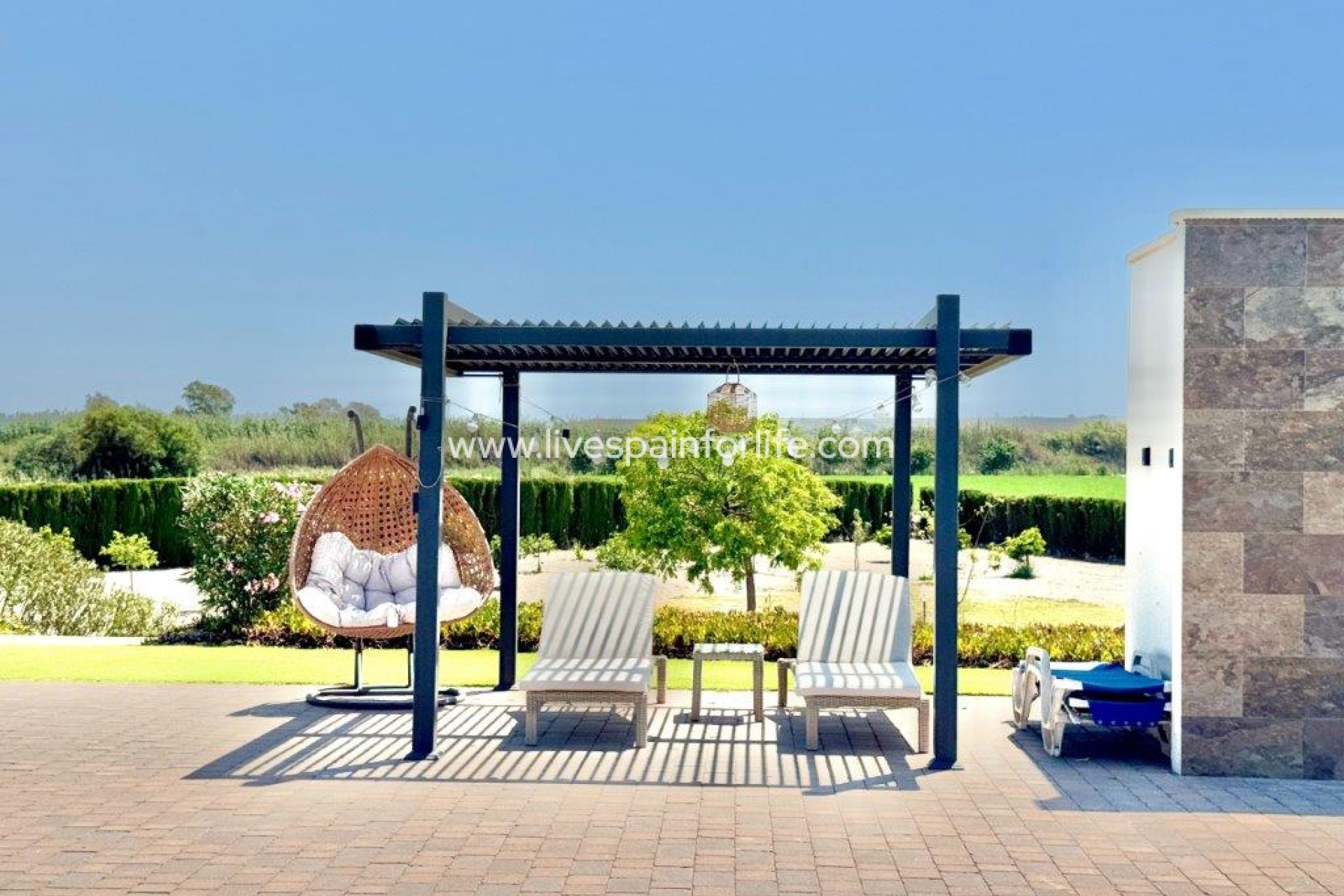 Revente - Maison de campagne -
Dolores