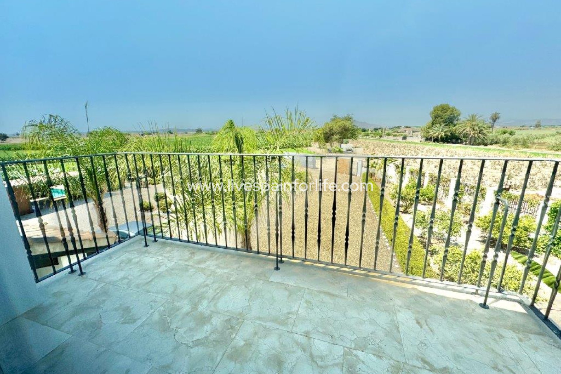 Revente - Maison de campagne -
Dolores