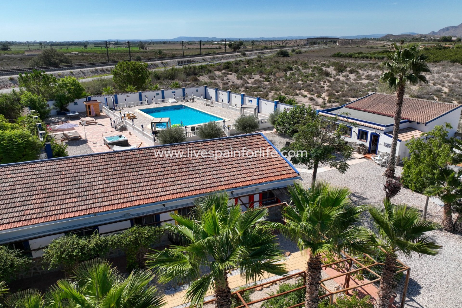 Revente - Maison de campagne -
El Realengo