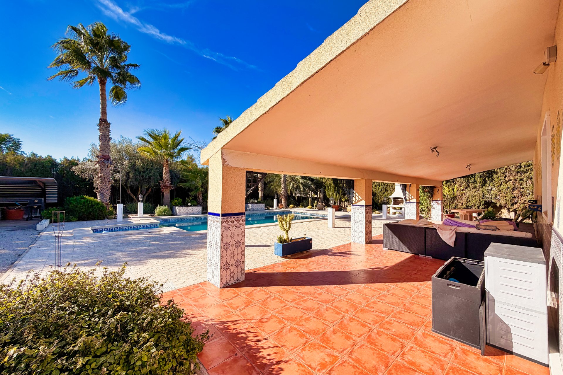 Revente - Maison de campagne -
Elche