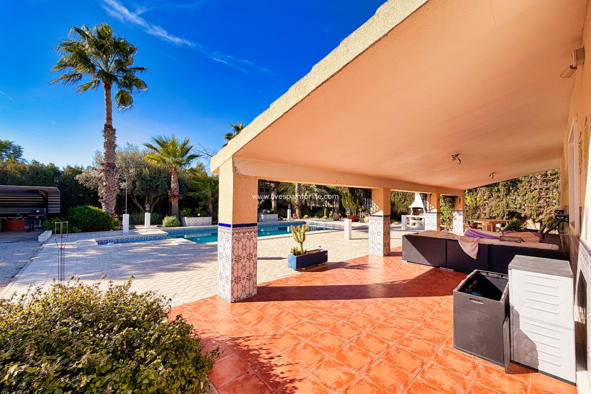 Revente - Maison de campagne -
Elche