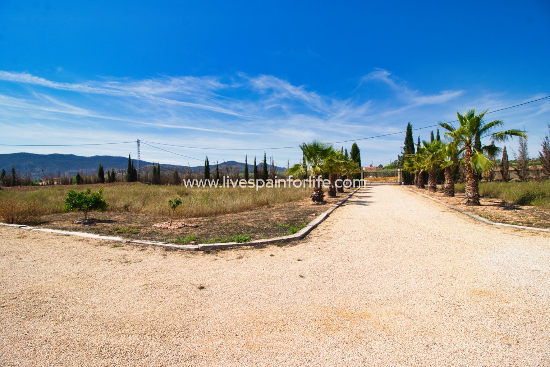 Revente - Maison de campagne -
Hondon De Las Nieves