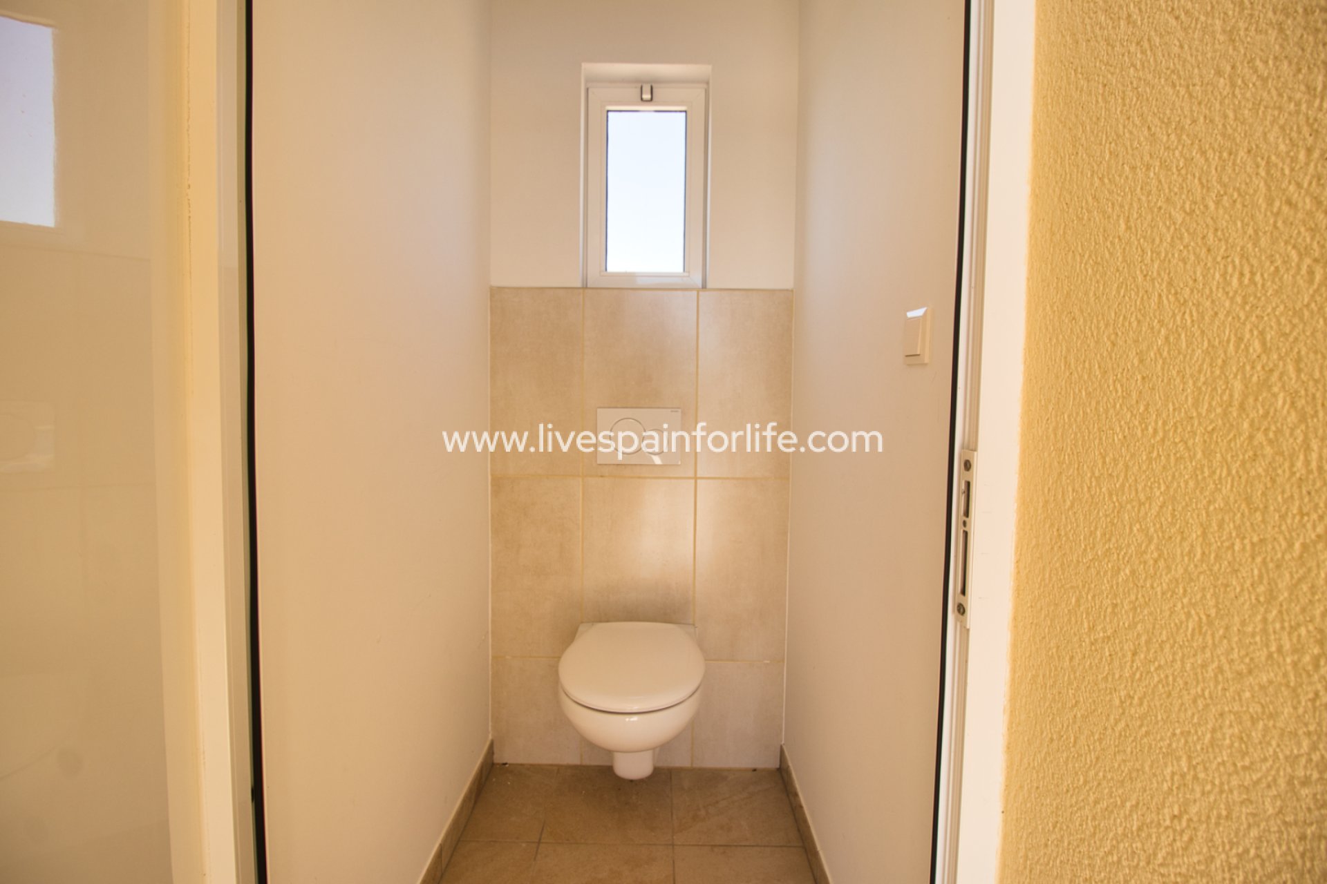 Revente - Maison de campagne -
Hondon De Las Nieves