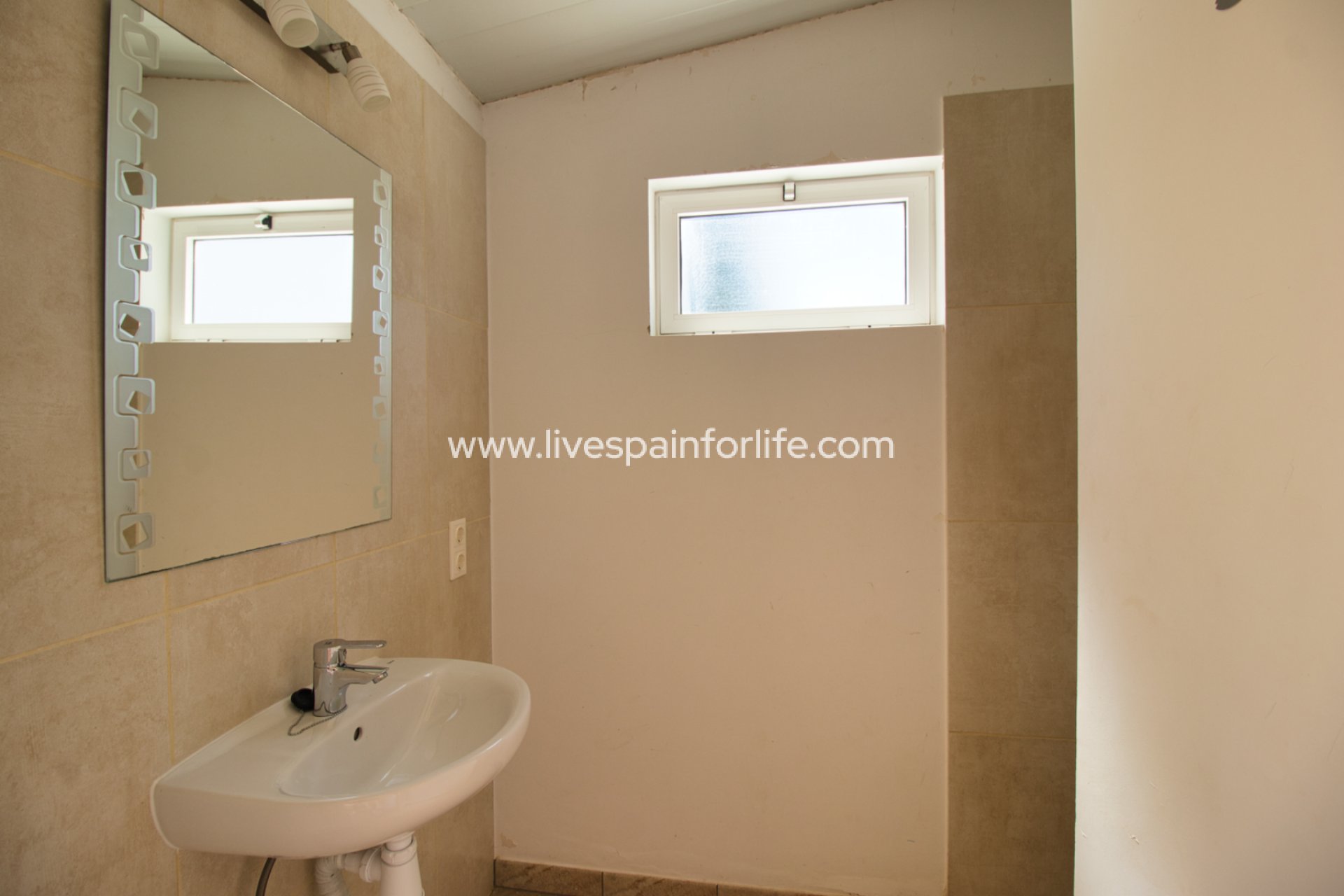 Revente - Maison de campagne -
Hondon De Las Nieves