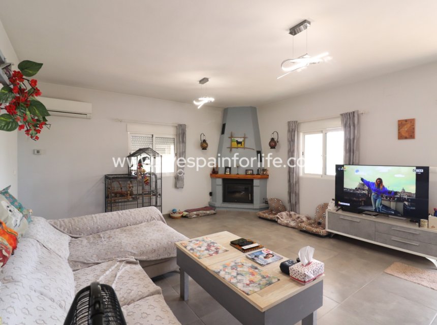 Revente - Maison de campagne -
Orihuela - La Campaneta