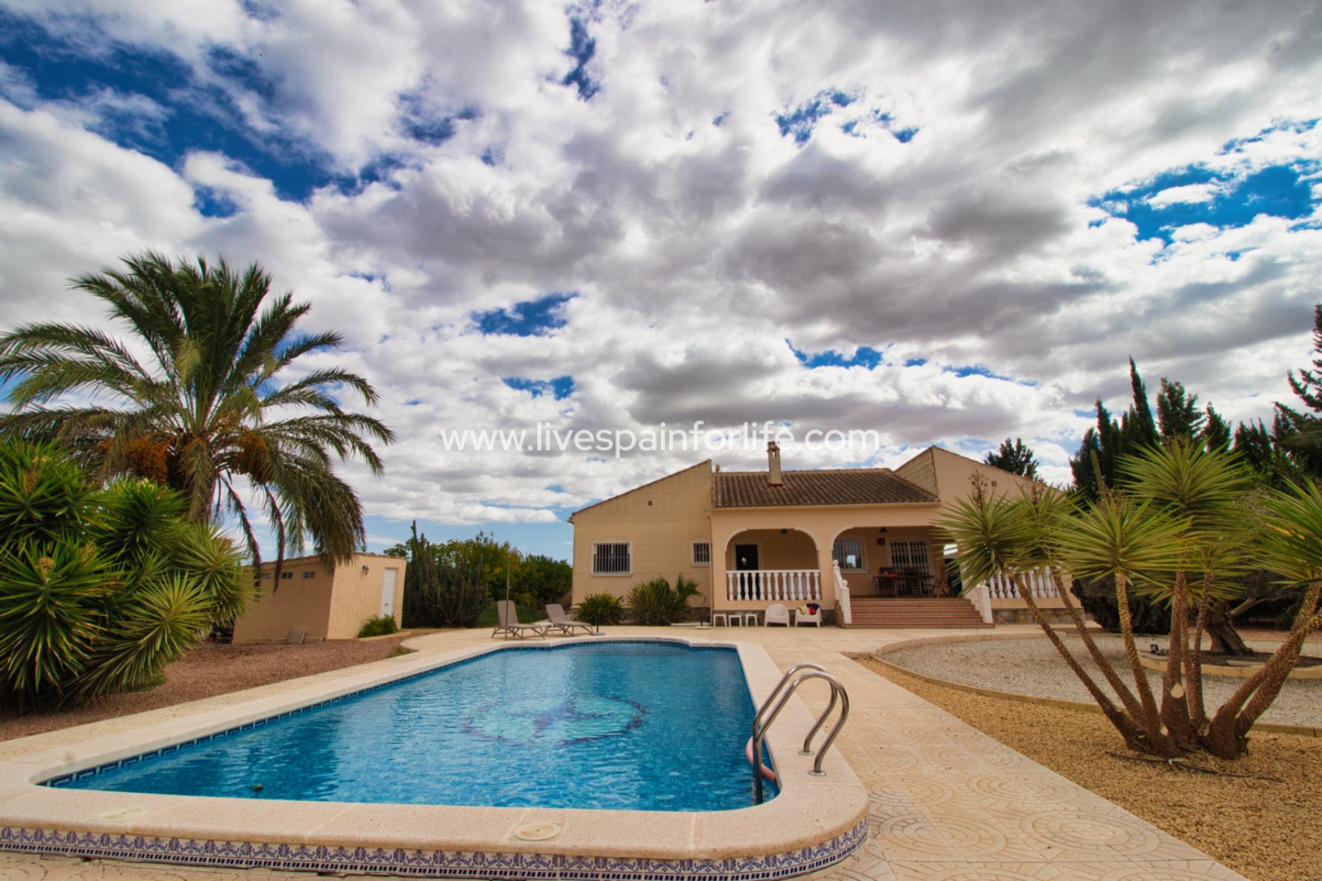 Revente - Maison de campagne -
Orihuela