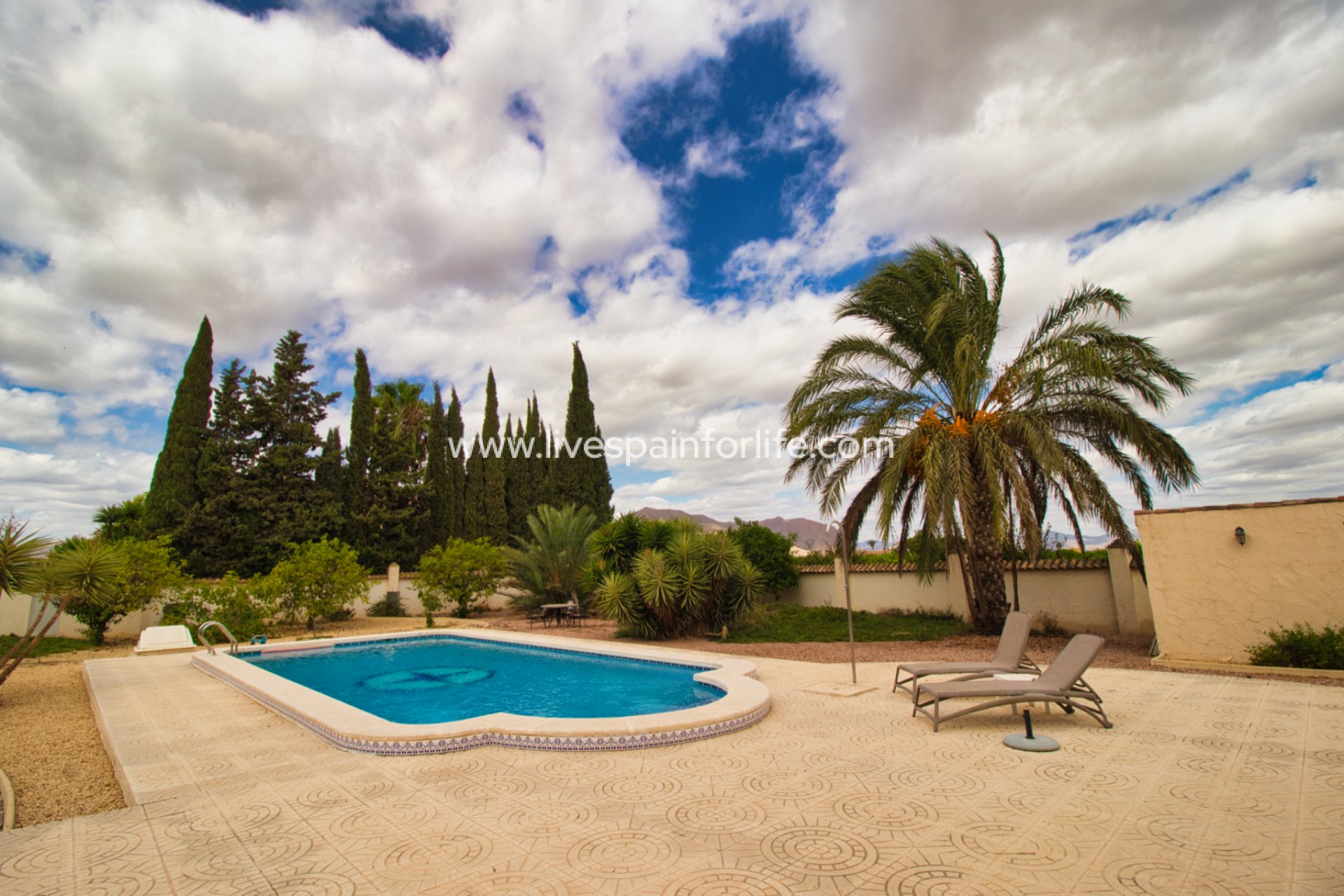 Revente - Maison de campagne -
Orihuela