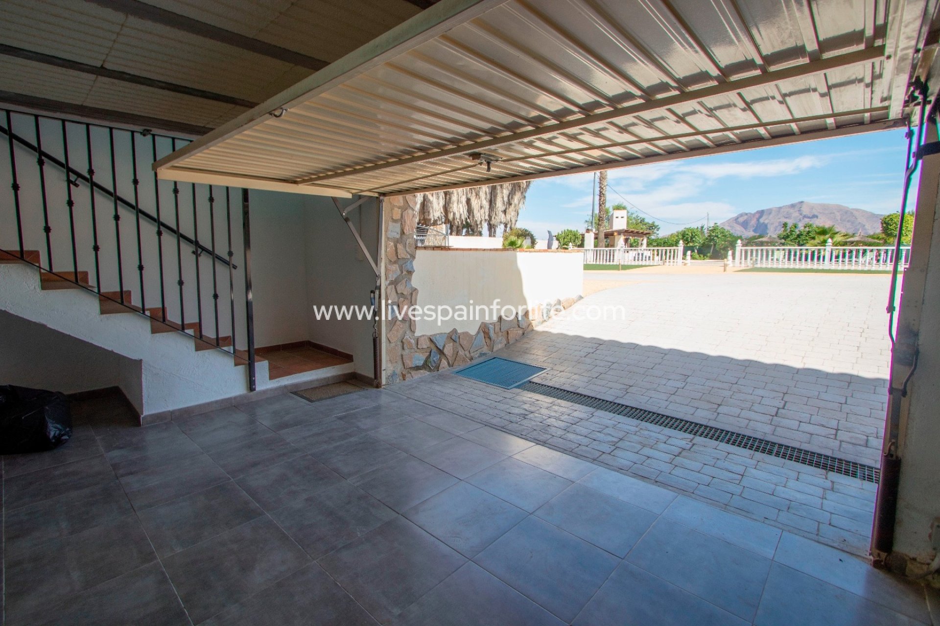 Revente - Maison de campagne -
Orihuela