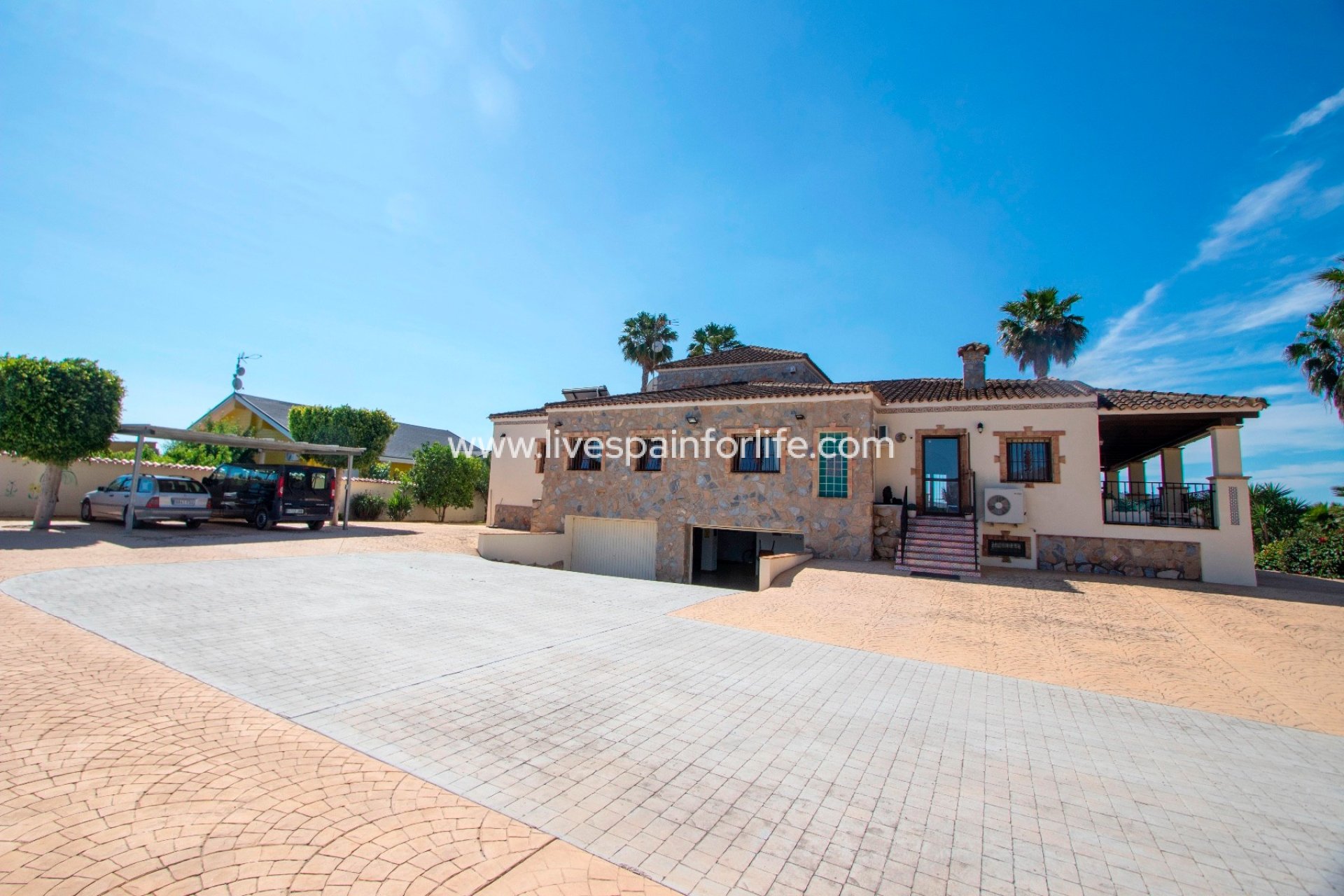 Revente - Maison de campagne -
Orihuela