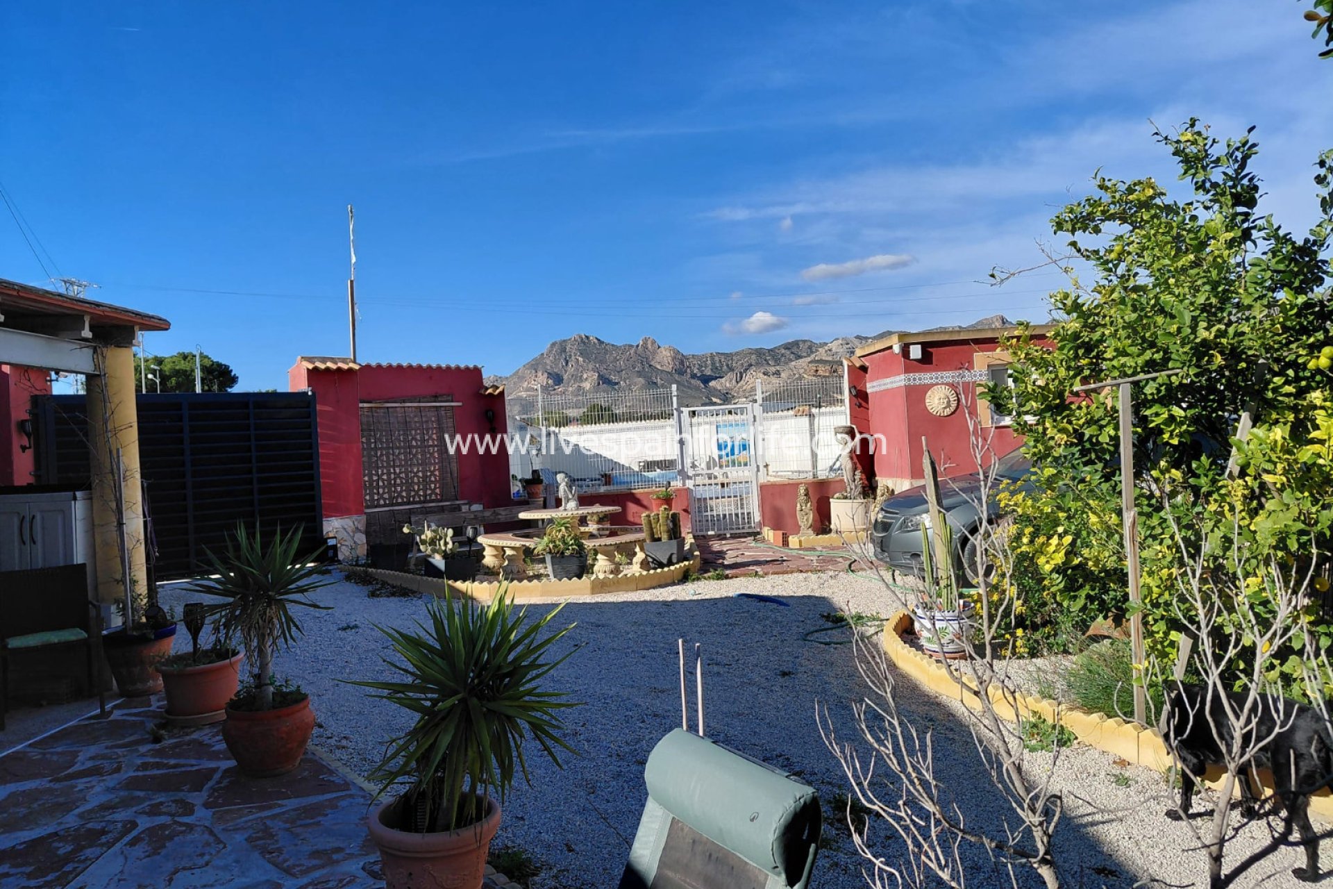 Revente - Maison de campagne -
Orihuela