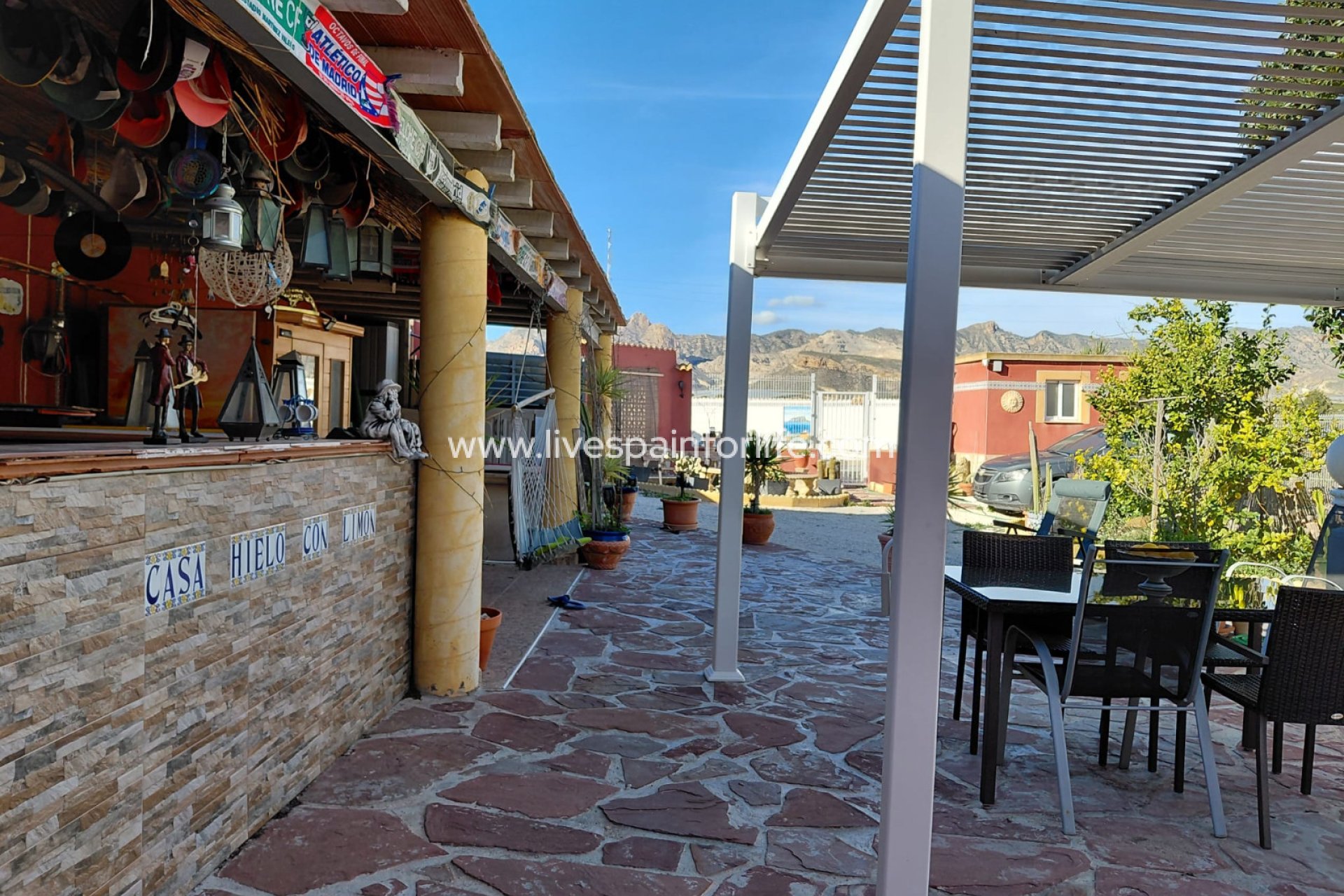 Revente - Maison de campagne -
Orihuela