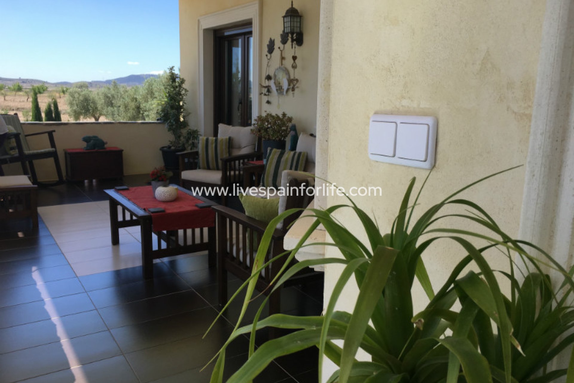 Revente - Maison de campagne -
Pinoso