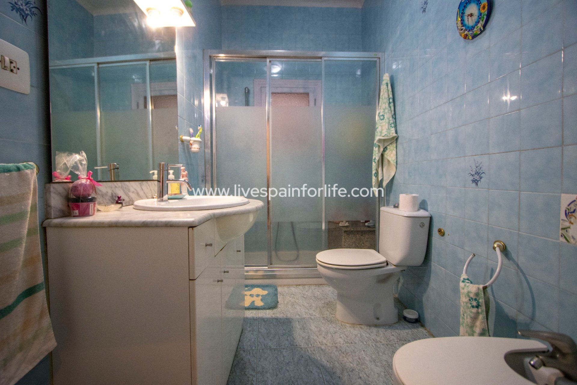 Revente - Maison de campagne -
Redovan