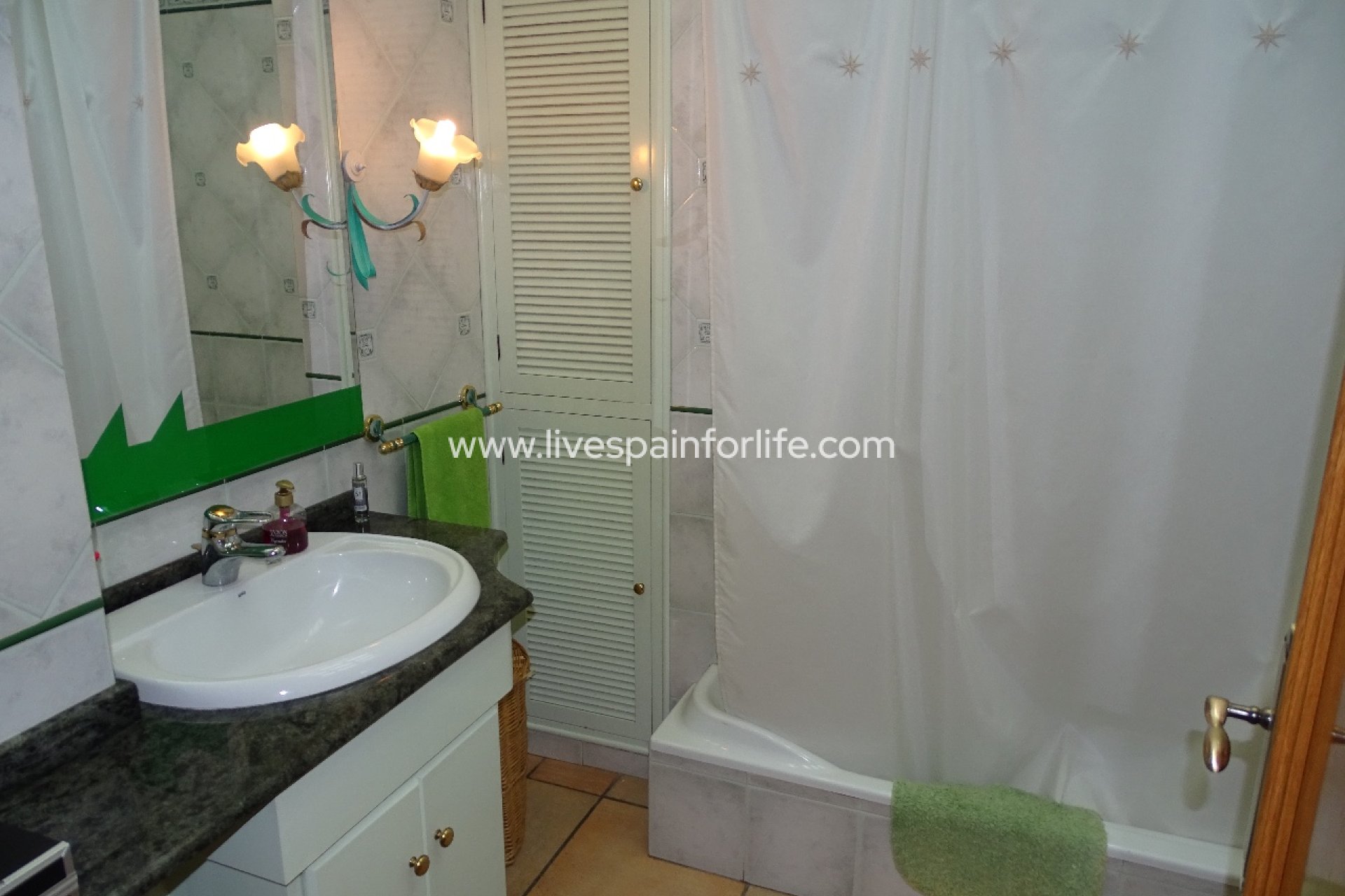 Revente - Maison de campagne -
Santa Pola