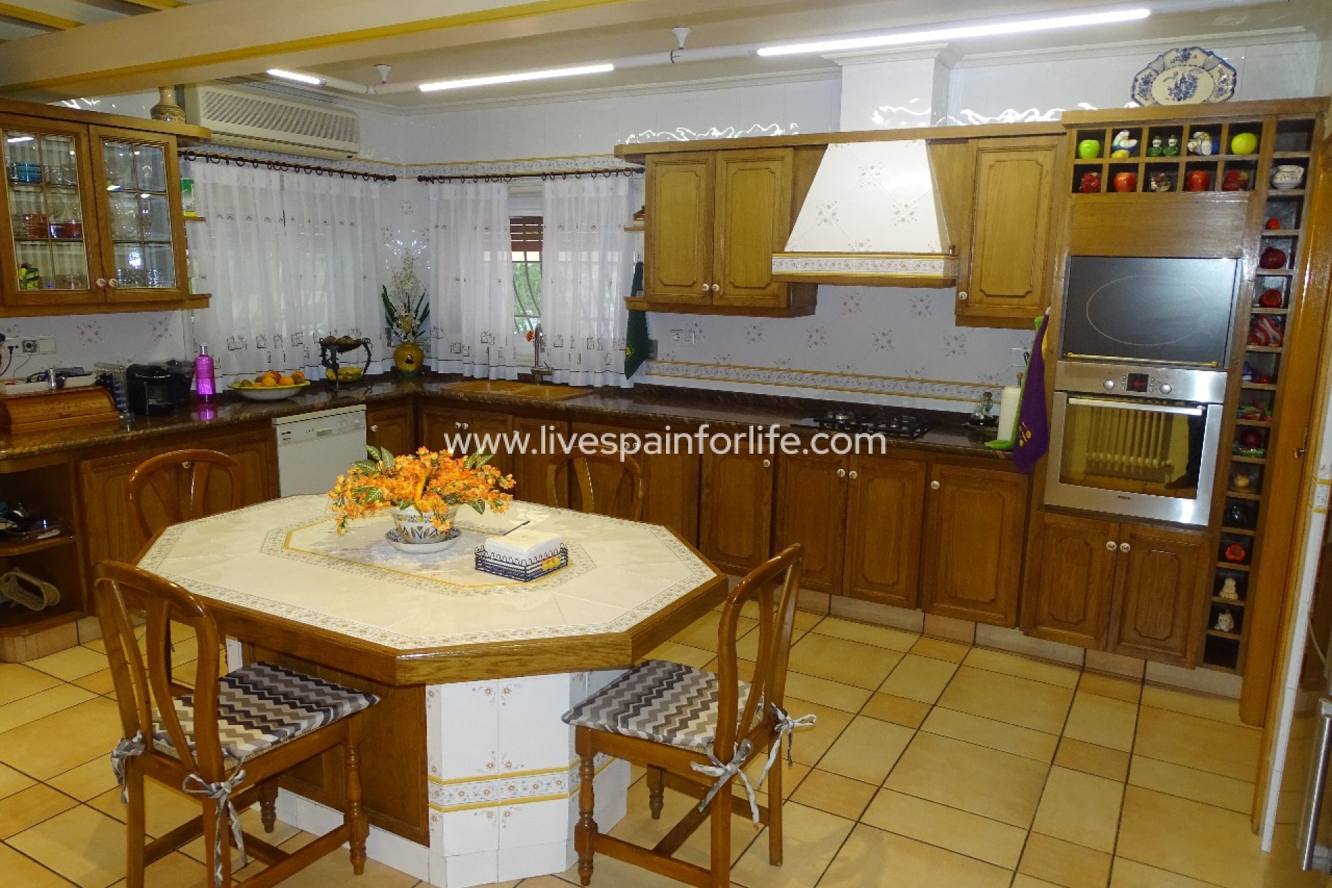 Revente - Maison de campagne -
Santa Pola