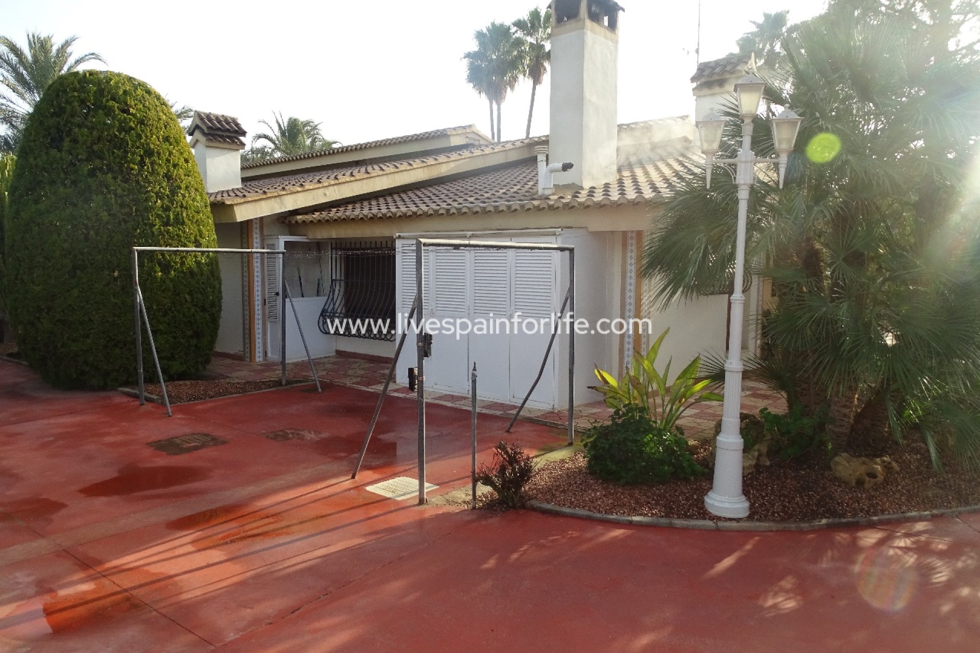 Revente - Maison de campagne -
Santa Pola