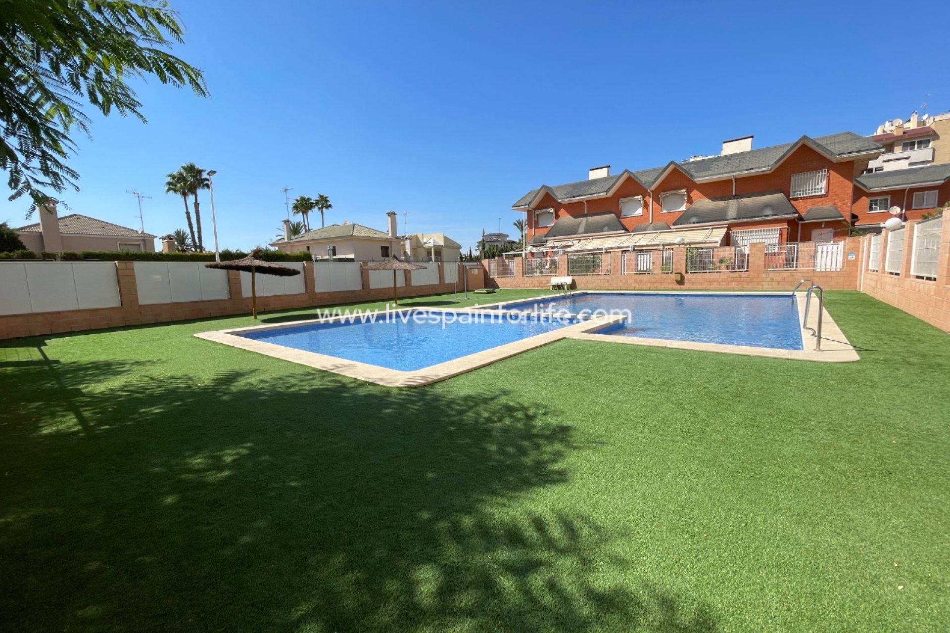 Revente - Maison de ville -
Elche - Center