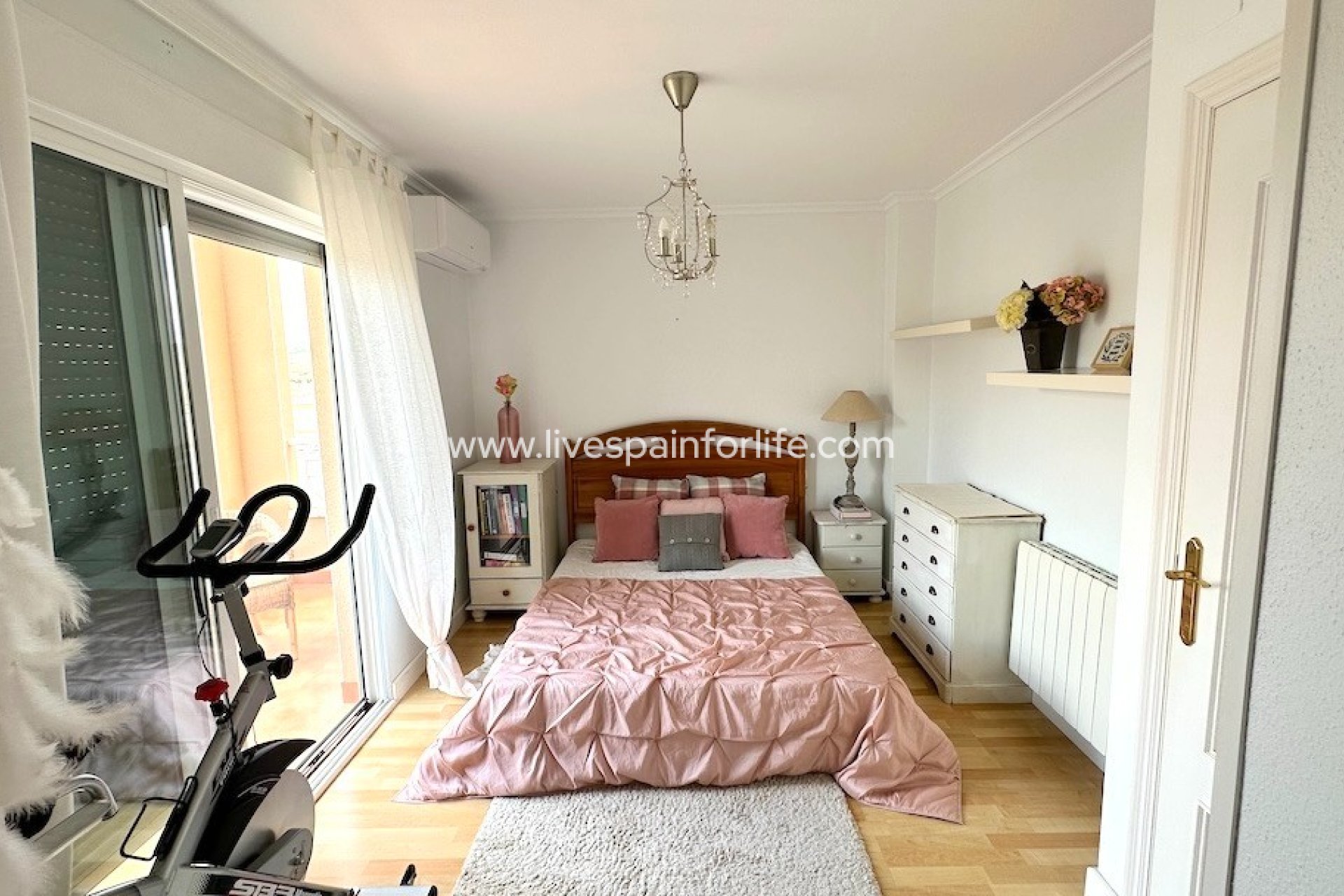 Revente - Maison de ville -
Hondon De Los Frailes