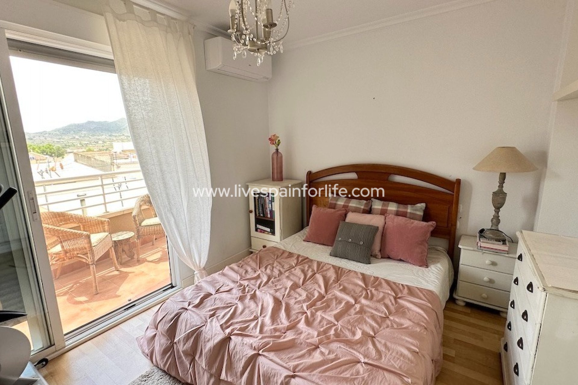 Revente - Maison de ville -
Hondon De Los Frailes