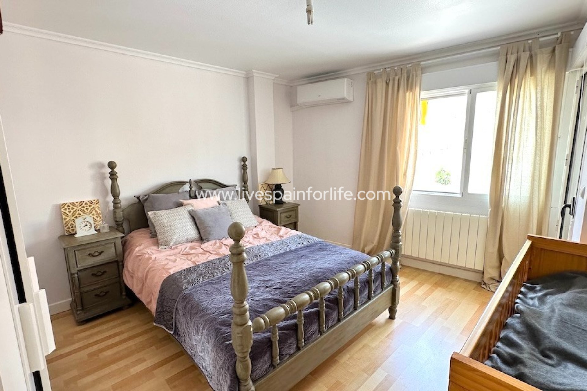 Revente - Maison de ville -
Hondon De Los Frailes