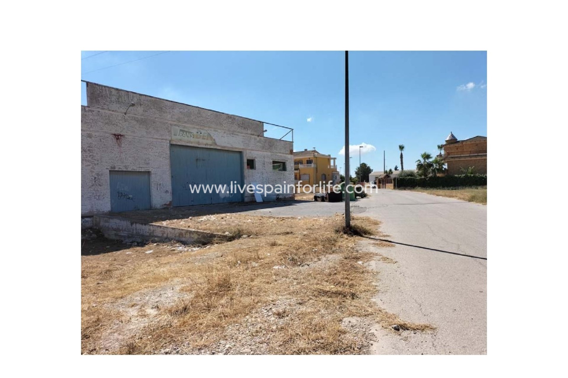 Revente - Plot of Land -
Alicante