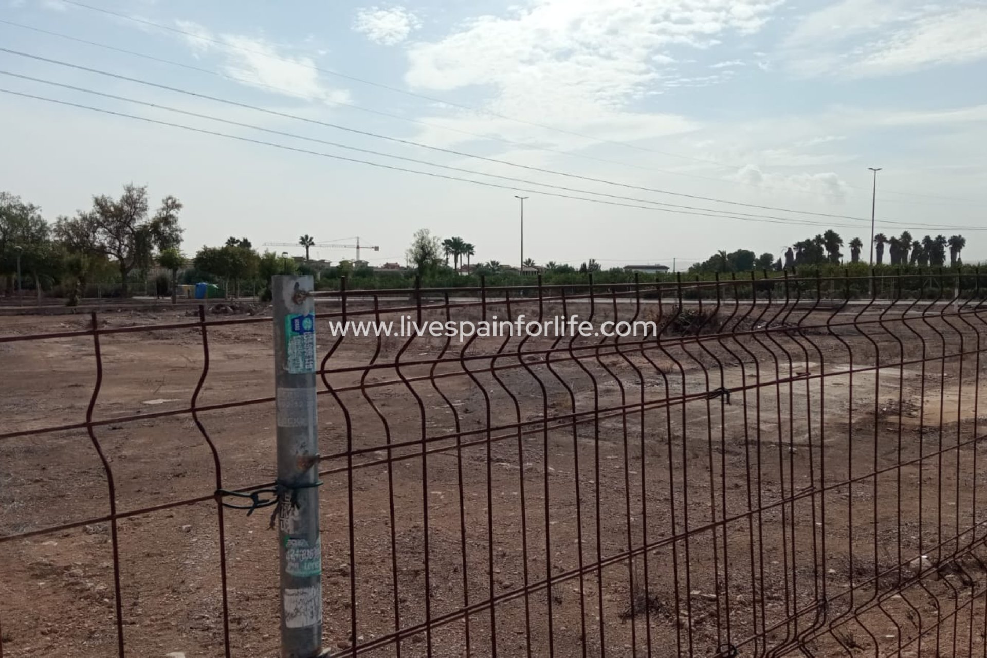 Revente - Plot of Land -
Los Montesinos - La Herrada