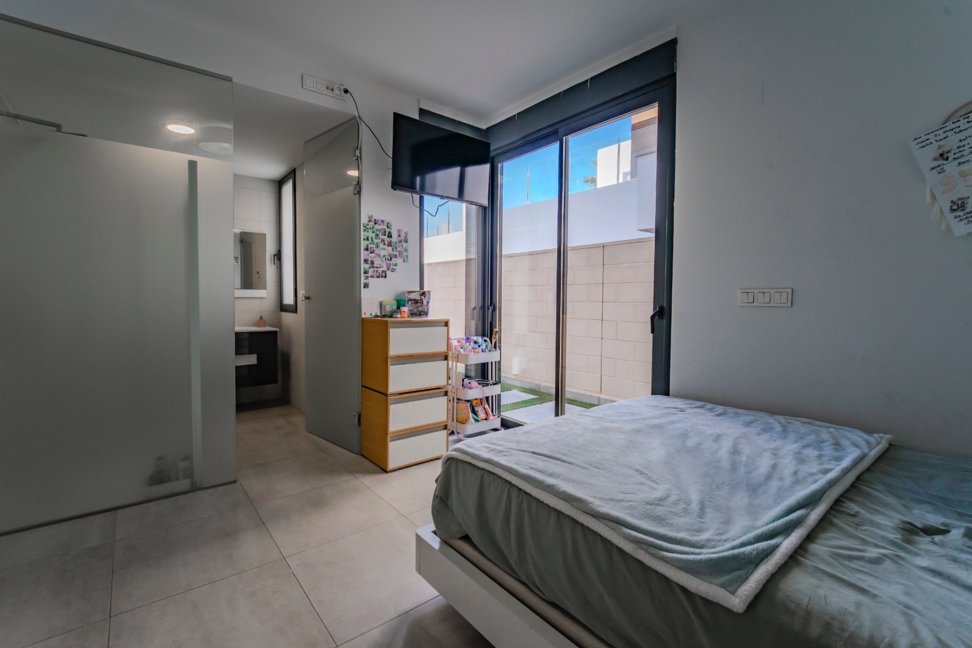 Revente - Semi-detached house -
Benijofar