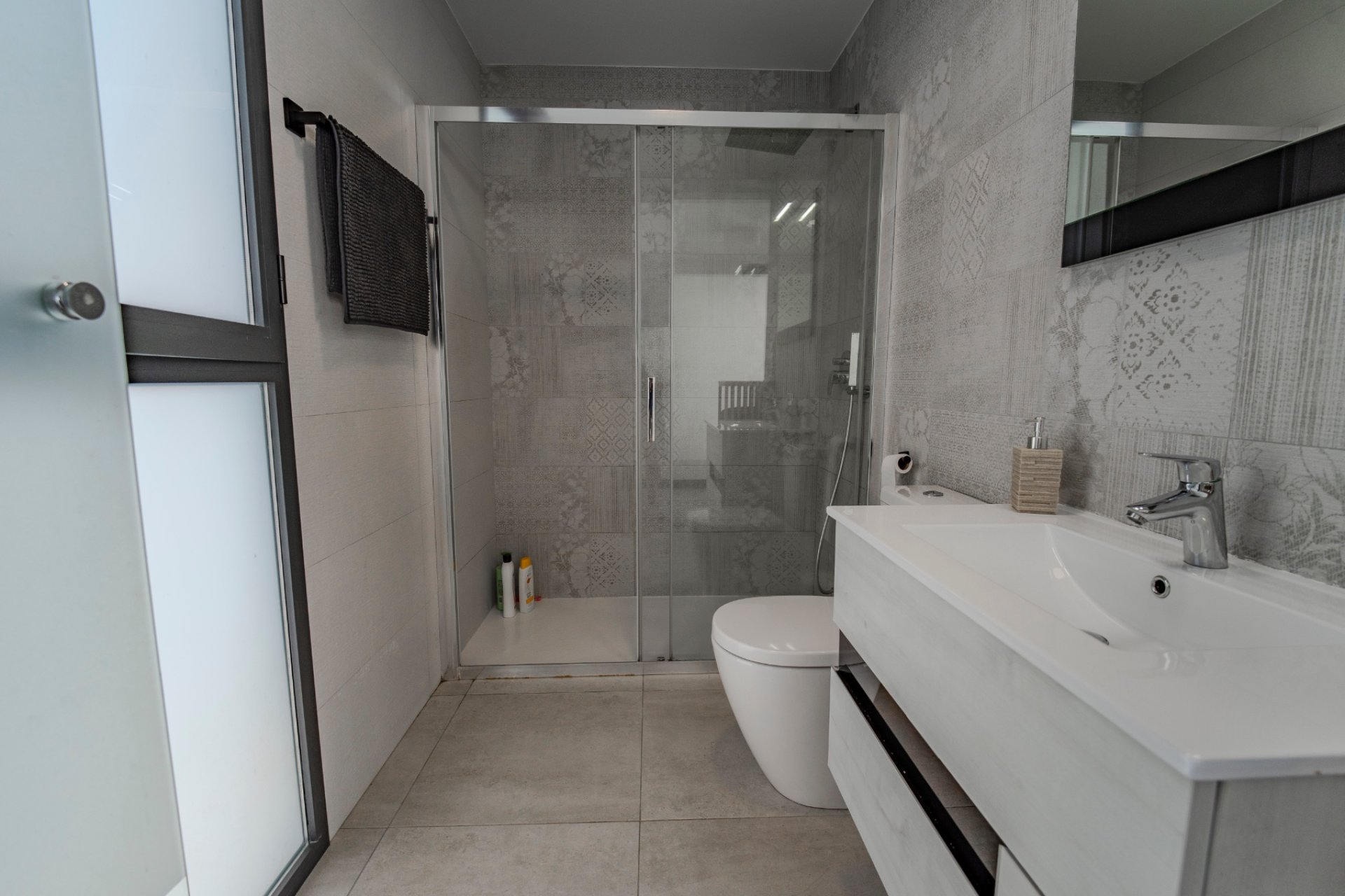 Revente - Semi-detached house -
Benijofar