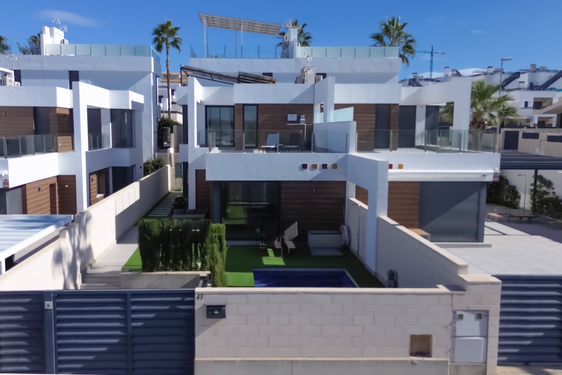 Revente - Semi-detached house -
Benijofar