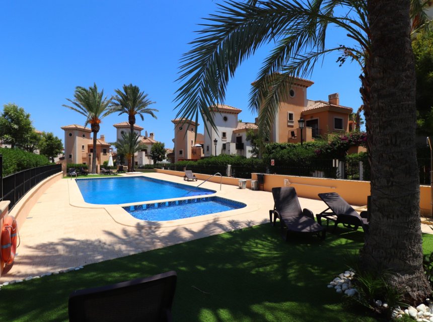 Revente - Semi-detached house / Quad -
Algorfa - La Finca Golf Resort