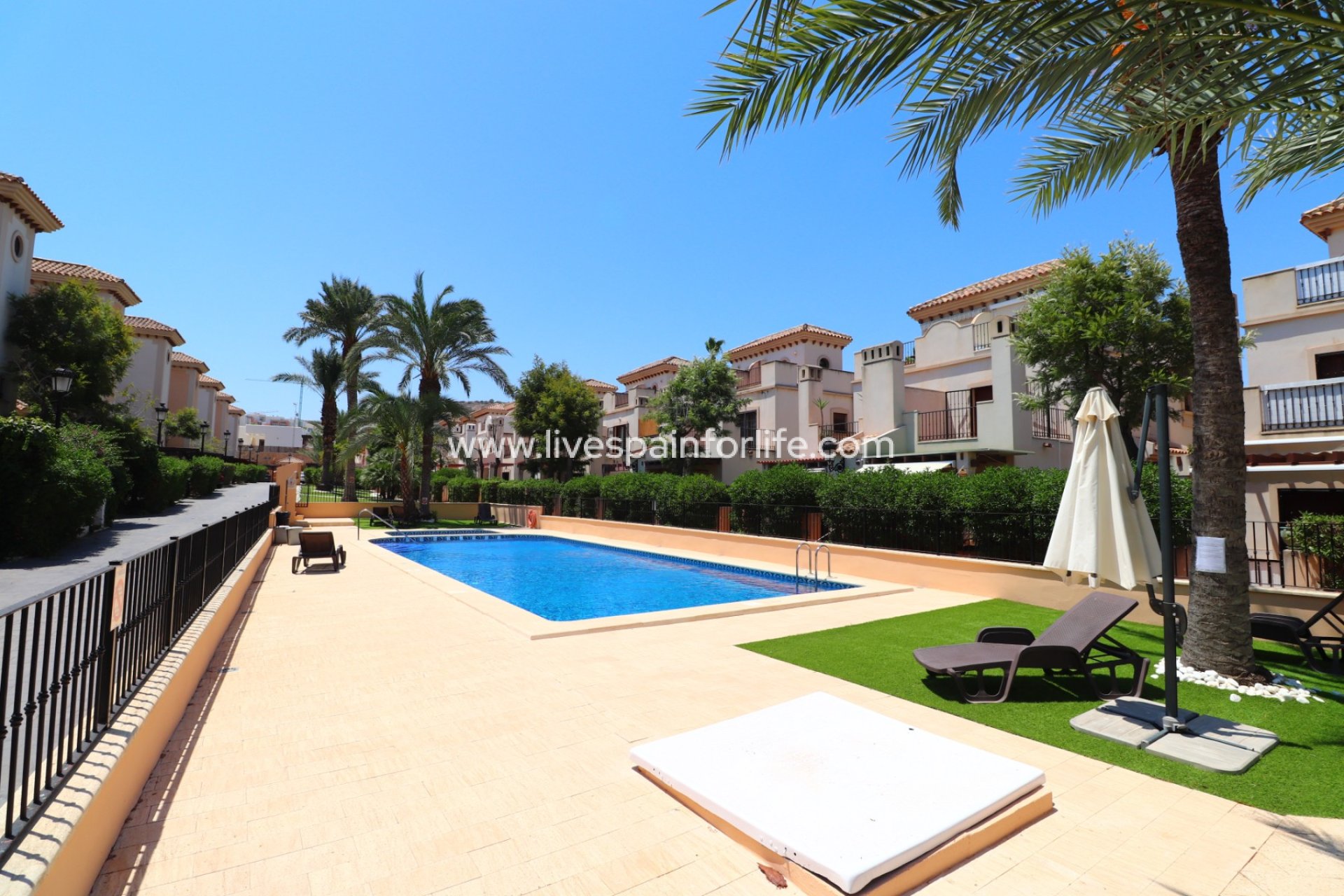 Revente - Semi-detached house / Quad -
Algorfa - La Finca Golf
