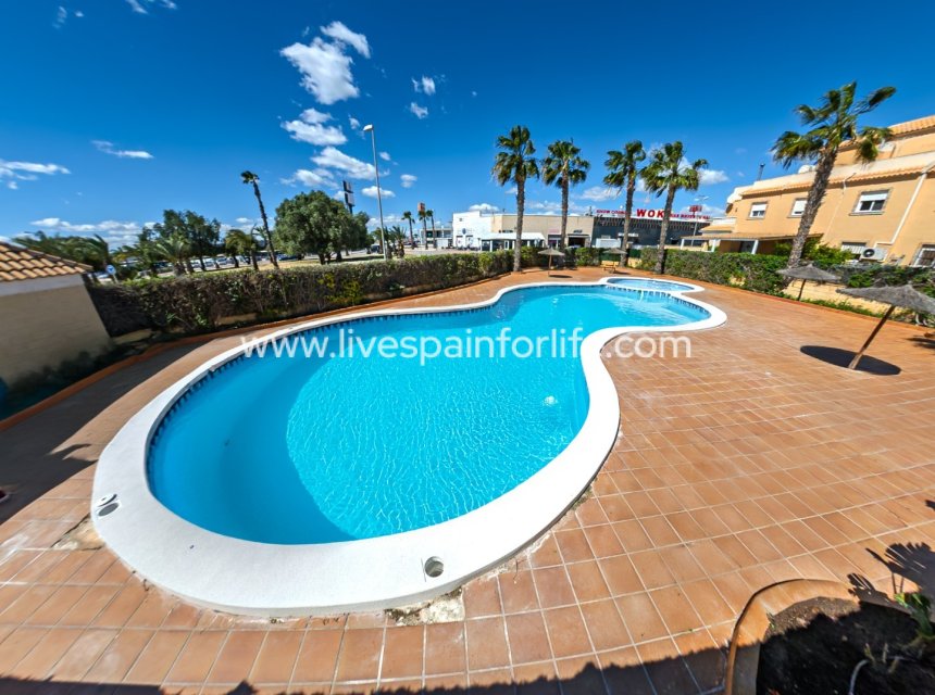 Revente - Semi-detached house / Quad -
Ciudad Quesada - Lo Marabu