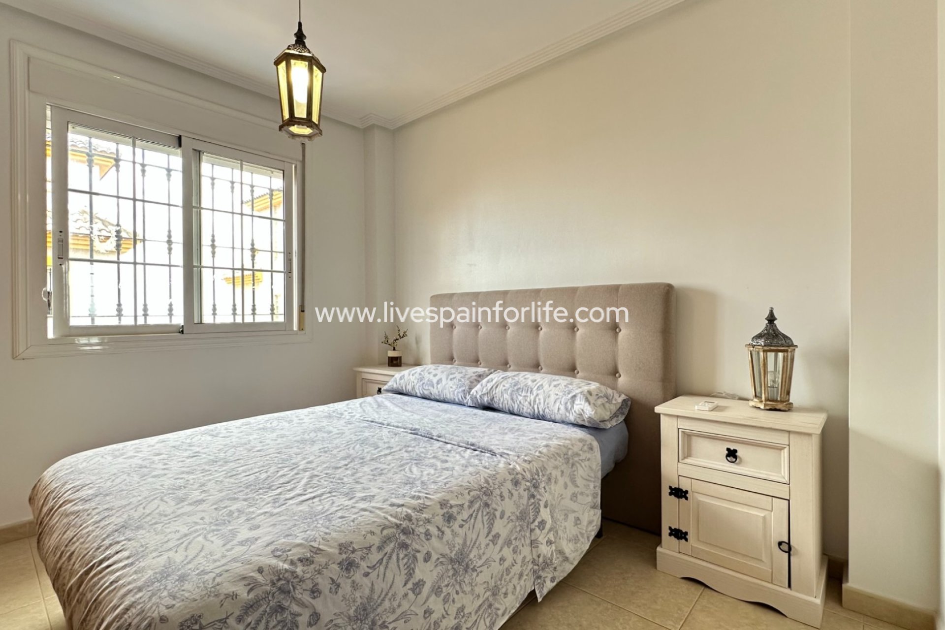 Revente - Semi-detached house / Quad -
Los Montesinos - La Herrada