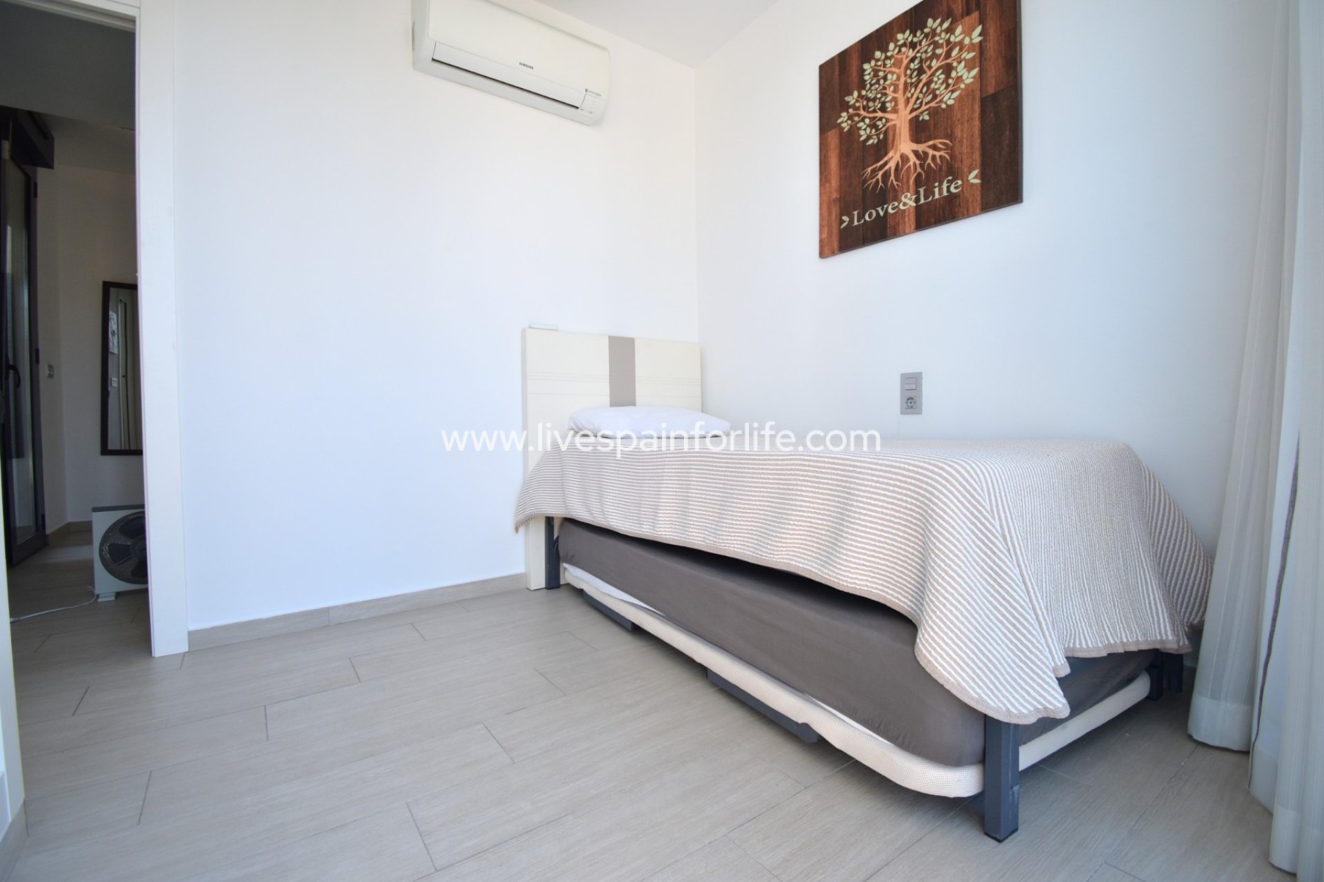 Revente - Semi-detached house / Quad -
Orihuela Costa - Lomas de Cabo Roig