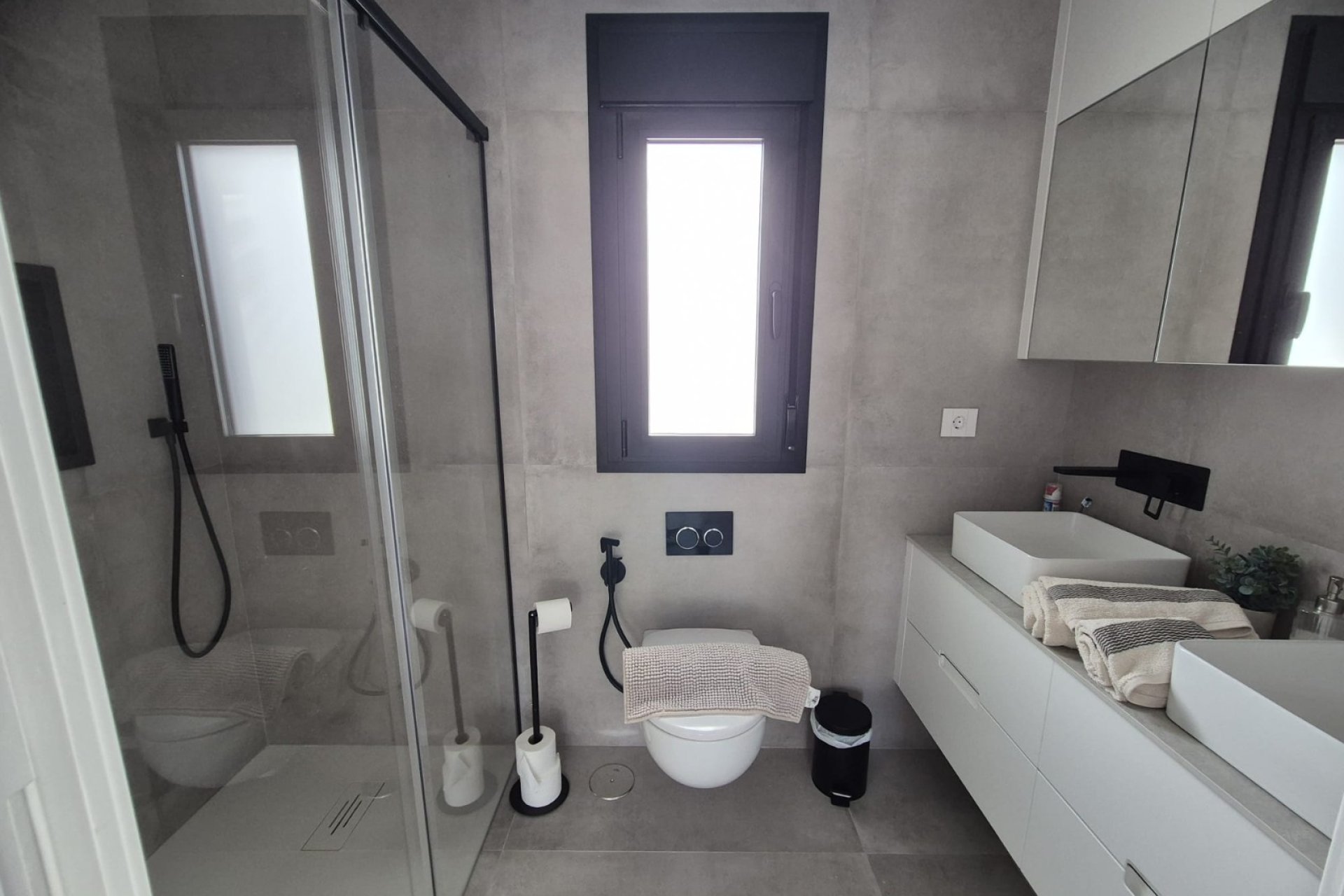 Revente - Semi-detached house / Quad -
Santiago de La Ribera - Santiago de La Ribera - Town