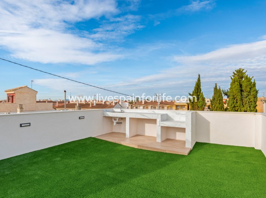Revente - Semi-detached house / Quad -
Torre de la Horadada - La Torre De La Horadada
