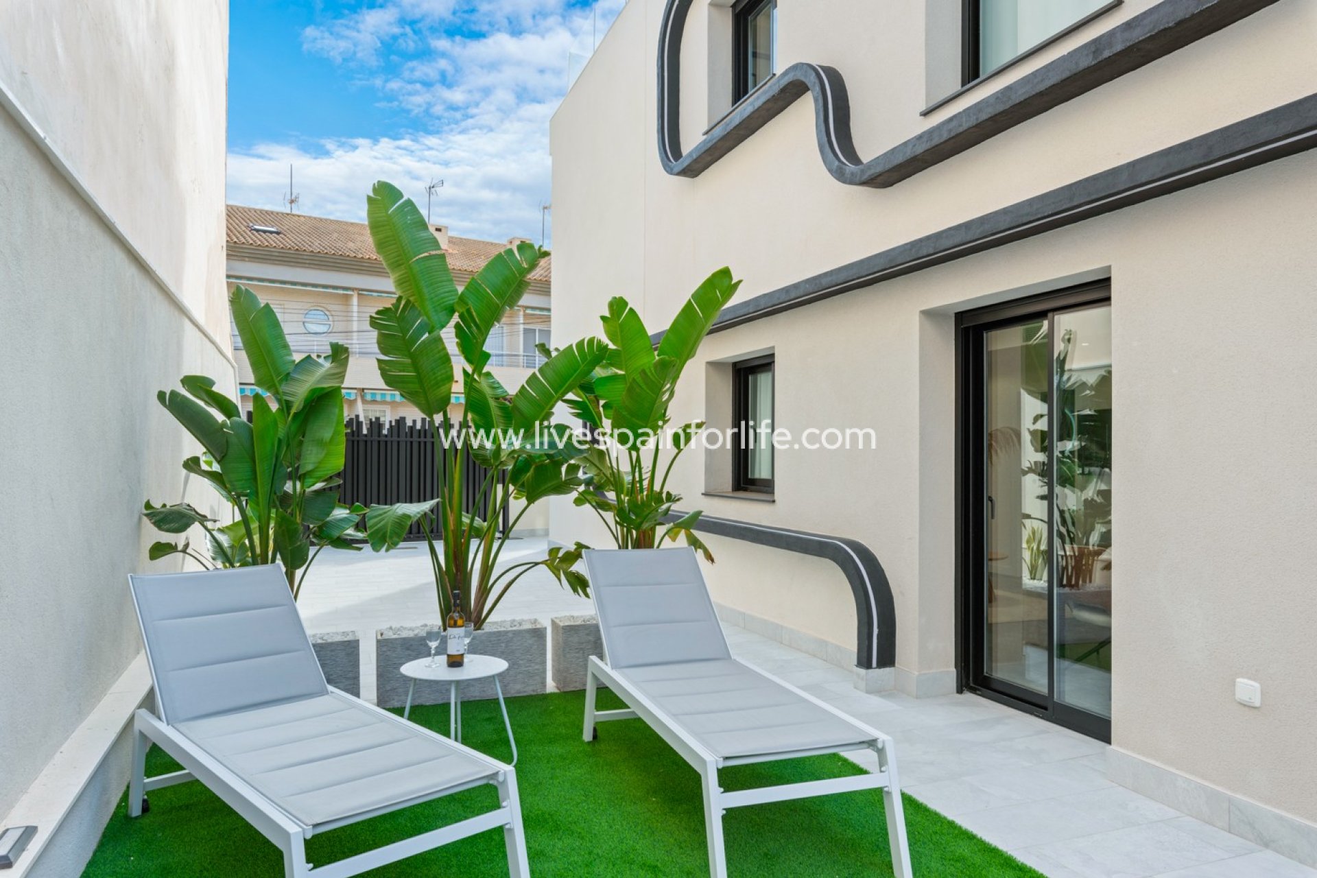 Revente - Semi-detached house / Quad -
Torre de la Horadada - La Torre De La Horadada