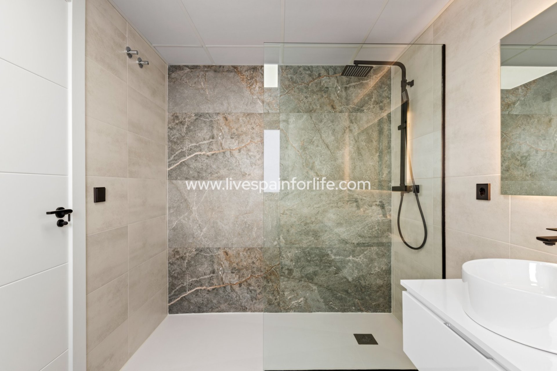 Revente - Semi-detached house / Quad -
Torre de la Horadada - Torre de La Horadada - Town