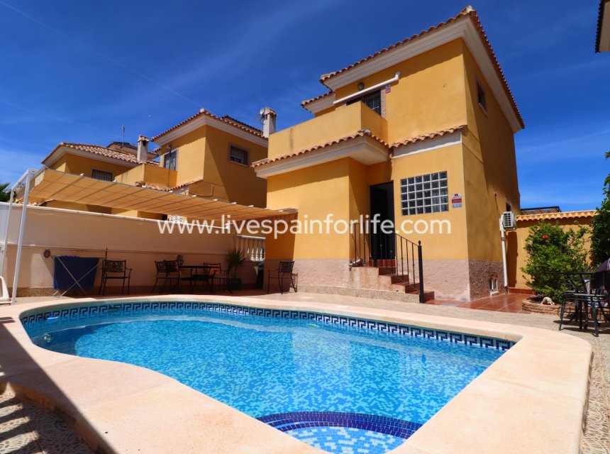 Revente - Villa (indépendant) -
Algorfa - Lo Crispin