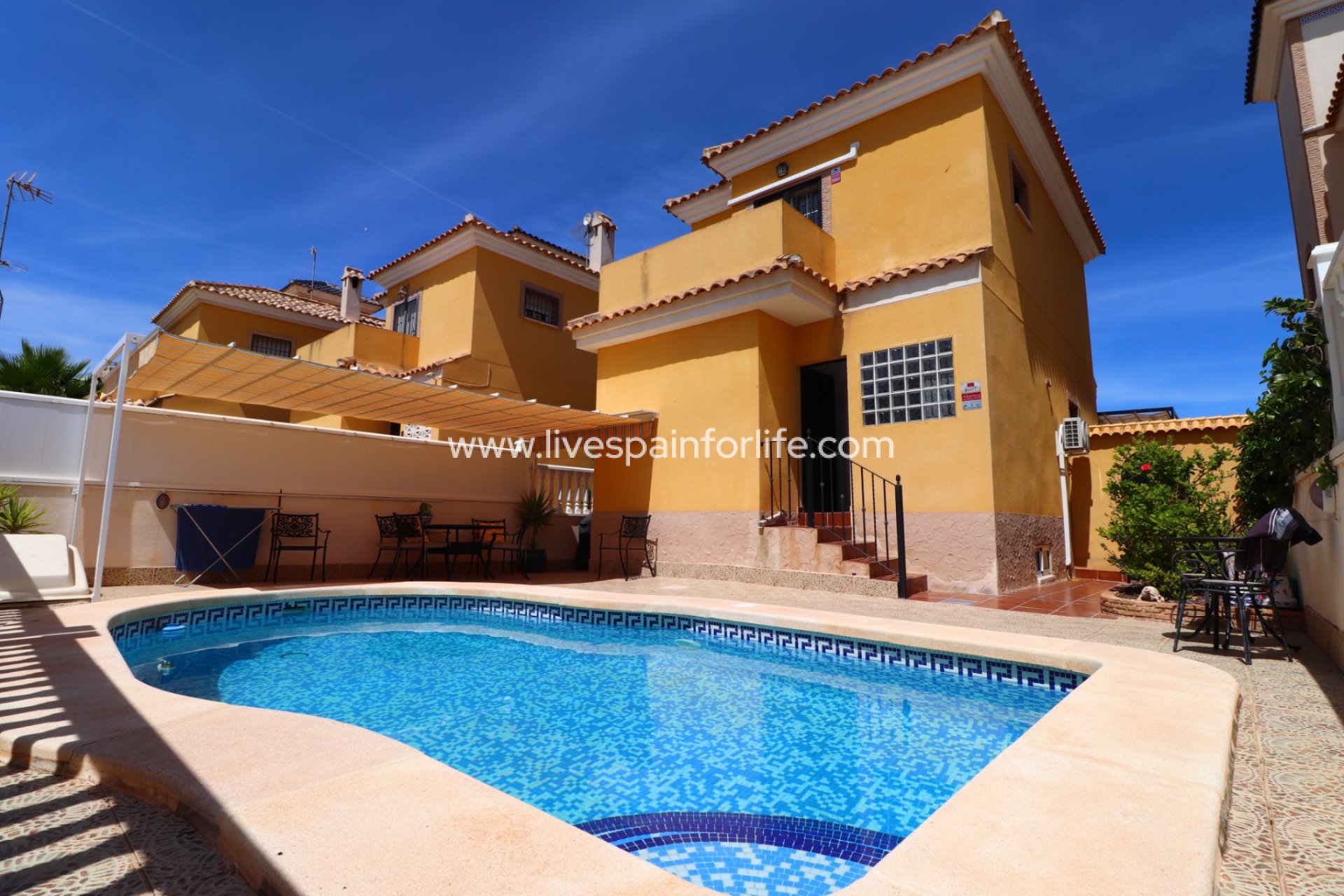 Revente - Villa (indépendant) -
Algorfa - Lo Crispin