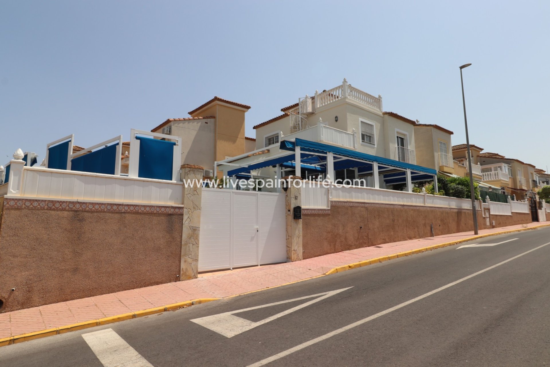Revente - Villa (indépendant) -
Algorfa - Montebello