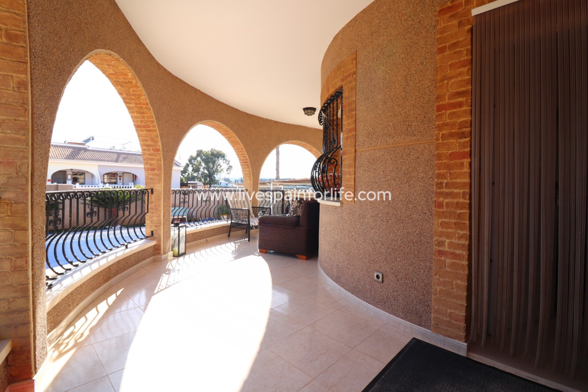 Revente - Villa (indépendant) -
Benijofar - Monte Azul