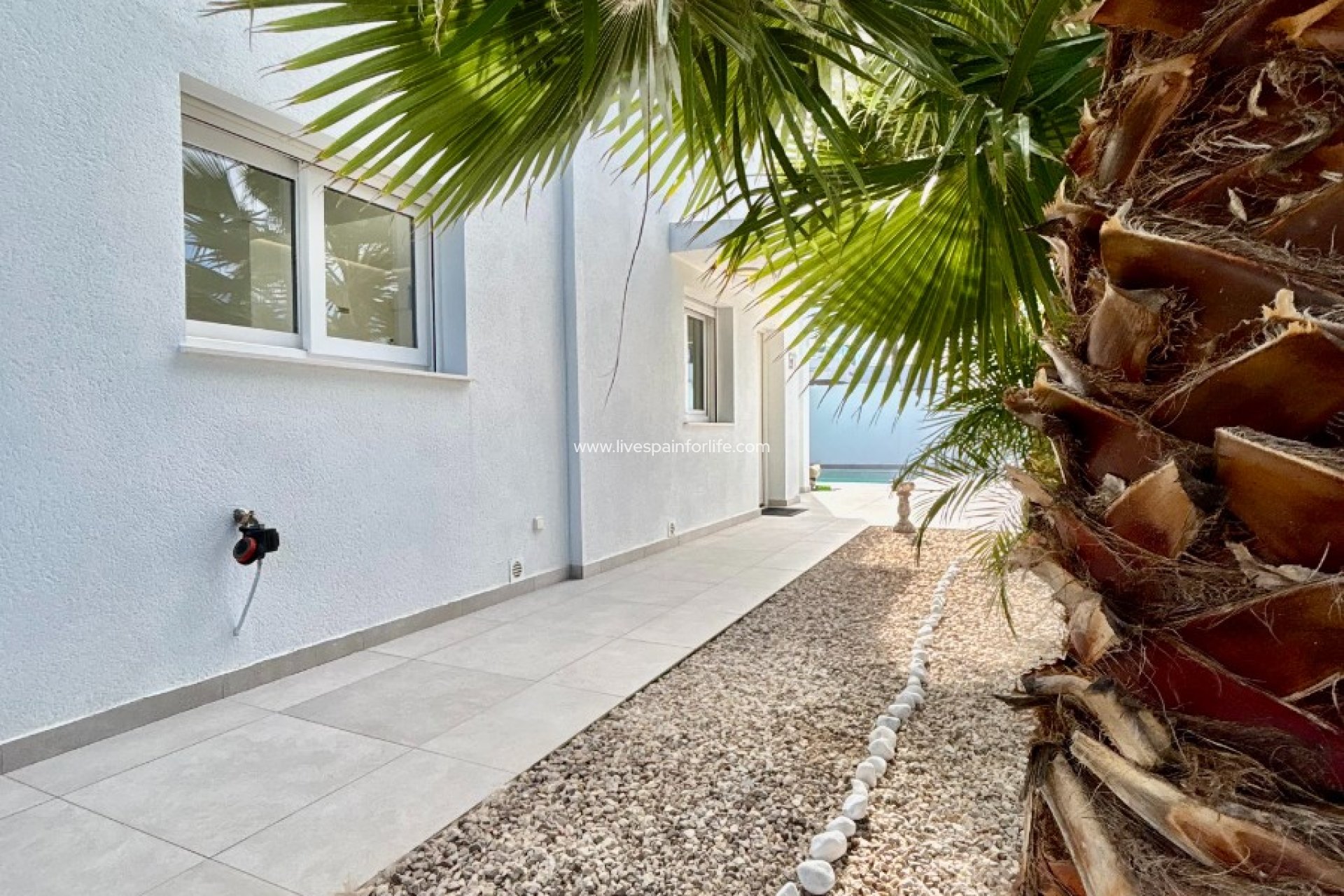 Revente - Villa (indépendant) -
Benijofar