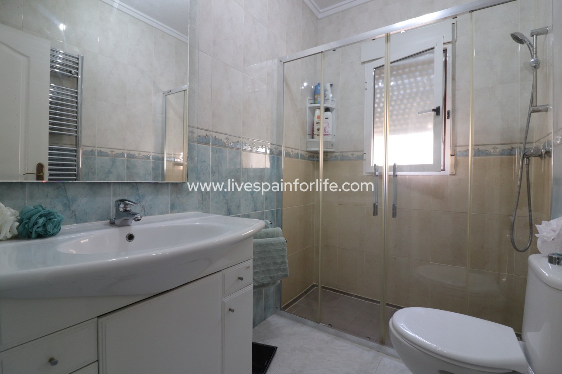 Revente - Villa (indépendant) -
Benimar - Benimar I