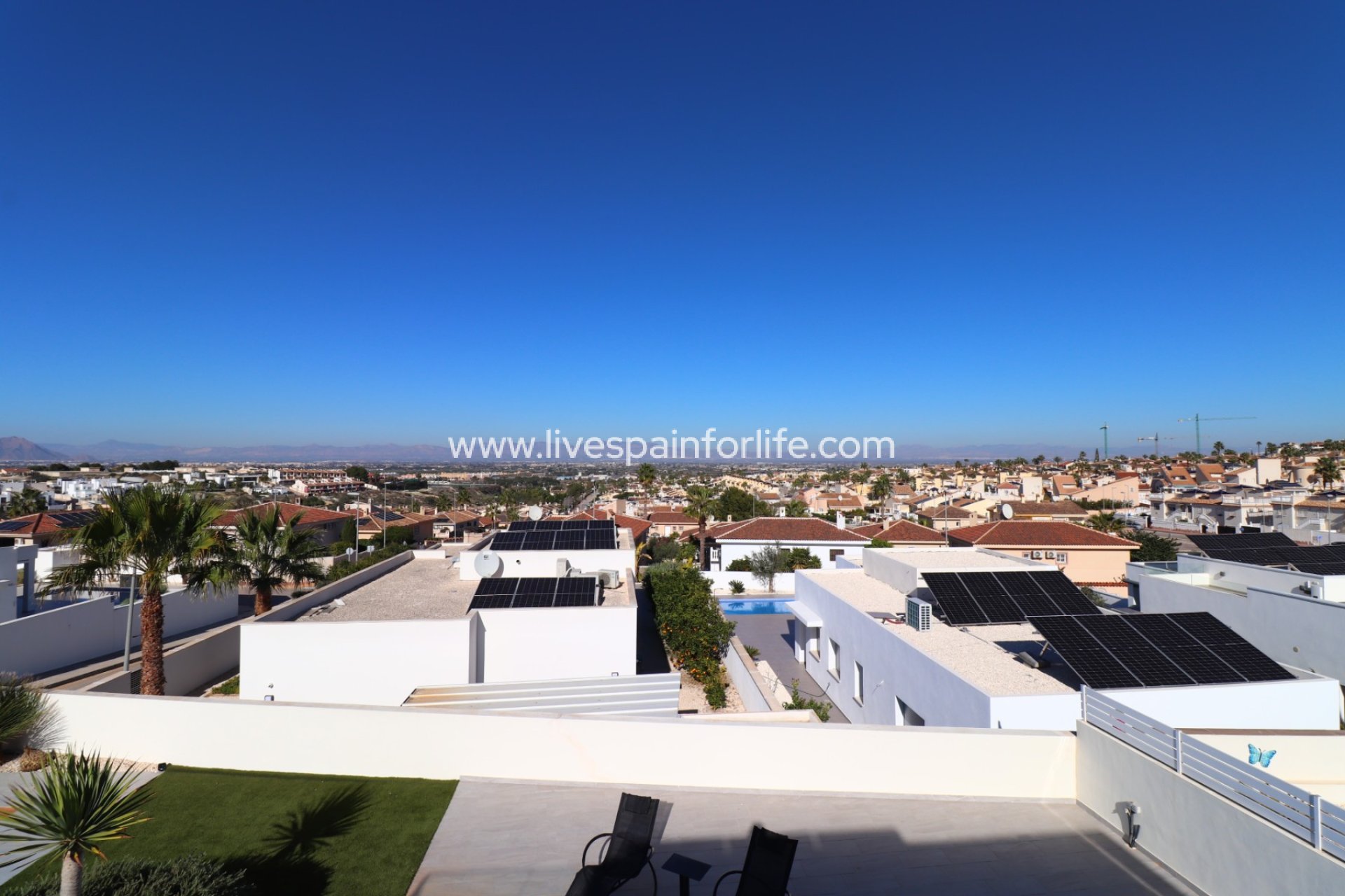 Revente - Villa (indépendant) -
Benimar - Benimar III