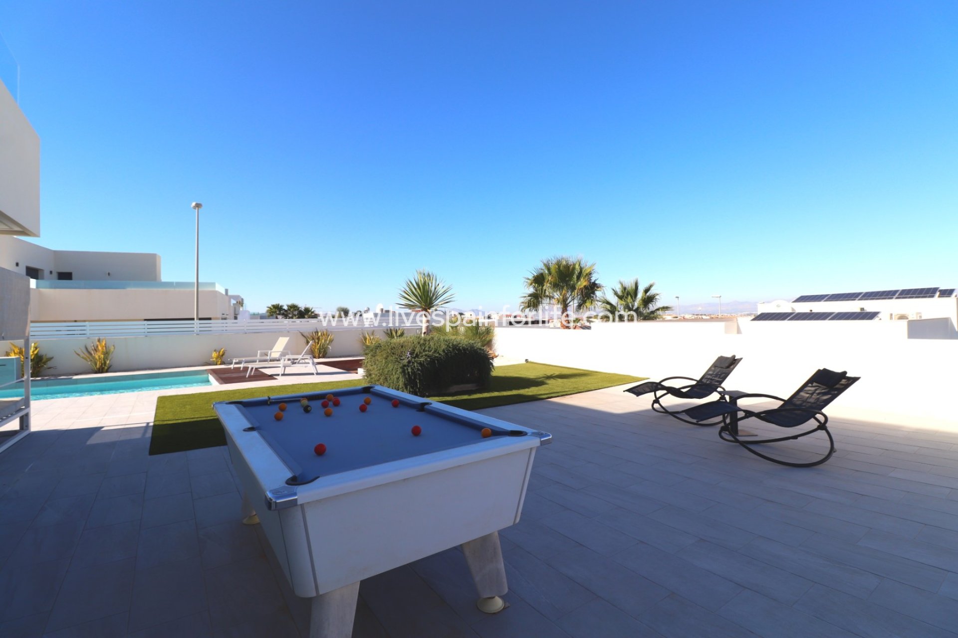 Revente - Villa (indépendant) -
Benimar - Benimar III